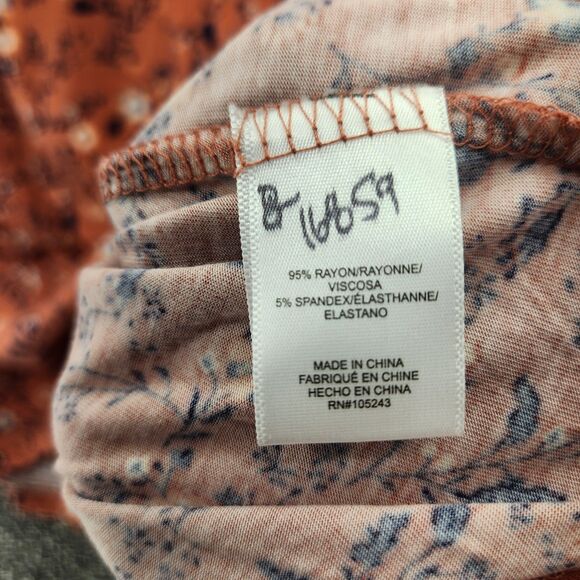 Bobeau medium salmon colored floral long sleeve blouse - Picture 8 of 8